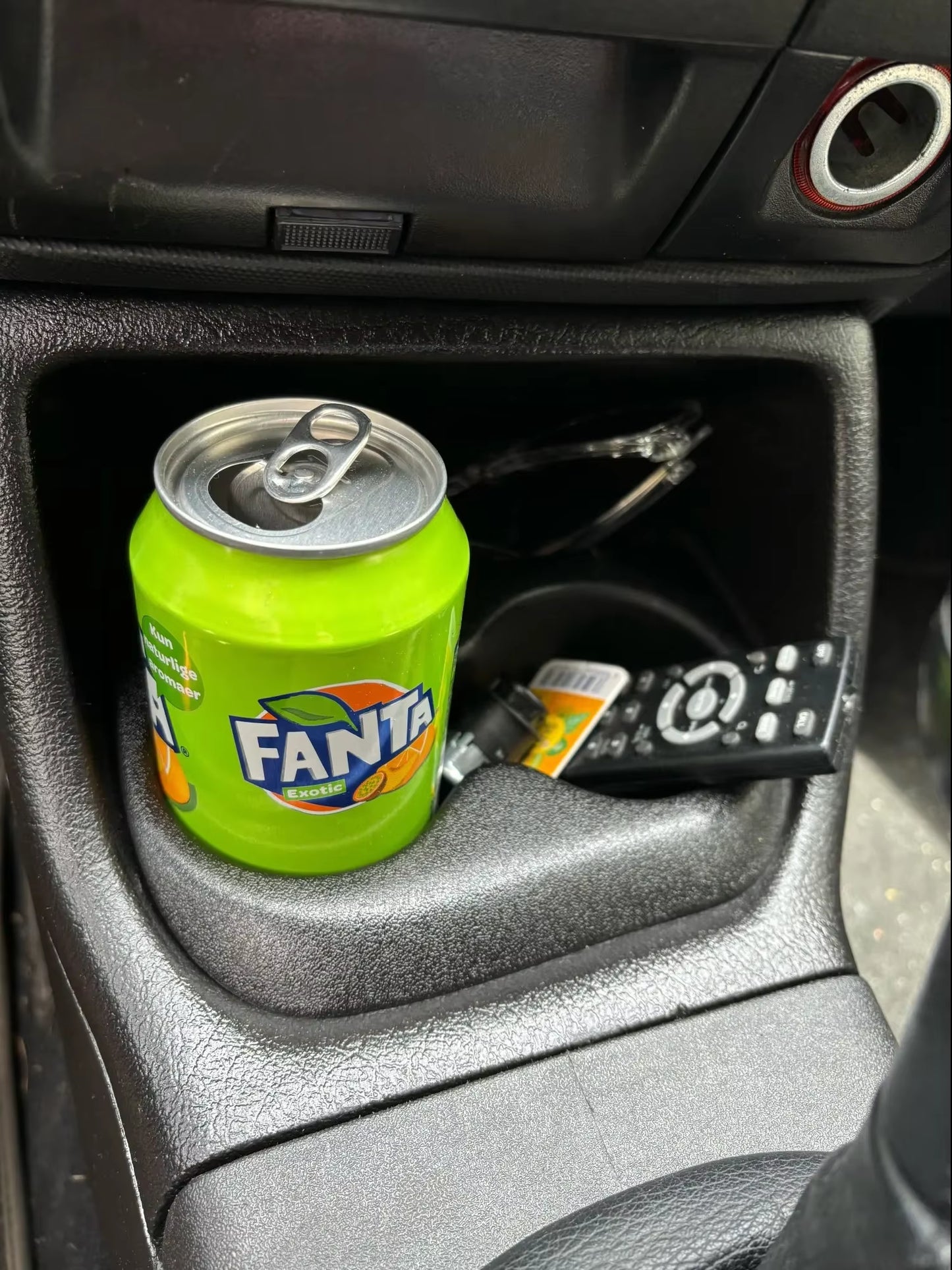 US Spec Cup Holder for VW Golf MK3 & Cabriolet / Jetta Vento MK3 Left Hand Drive Model