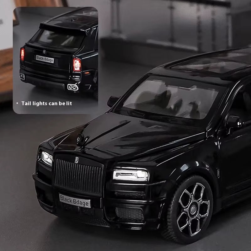 1:32 Luxury Business Car Alloy Model, Unique Decorations of the Car Center Console, Cool Sound and Light, High-End Fun Ornaments