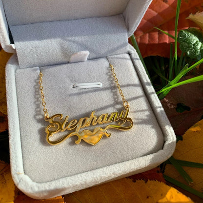 Fashion Custom Name Pendant Necklace with Heart Crown Any Letter Choker Necklace for Women Stainless Steel Jewelry Collier Femme
