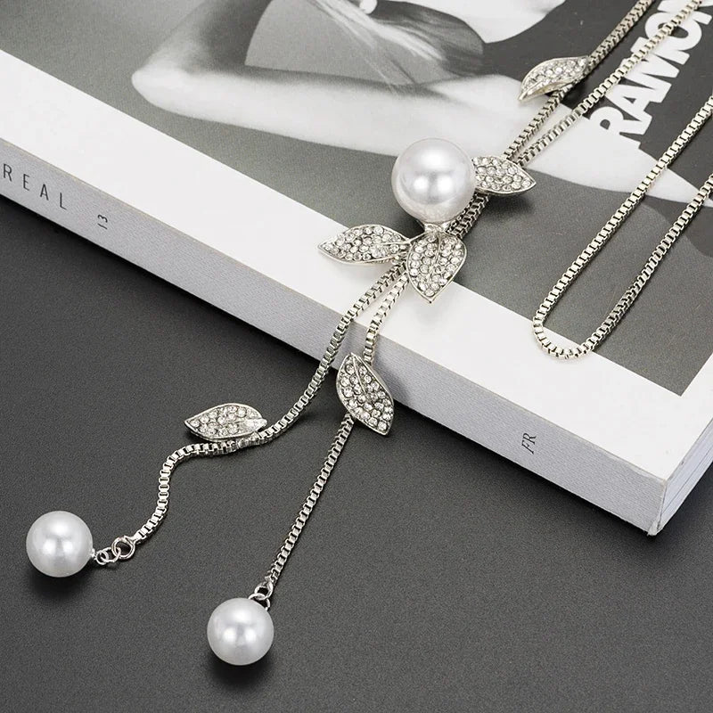 Imitation Pearl Necklaces Retro Popular Vintage Leaf Collar Statement Necklace Long Jewelry for Women