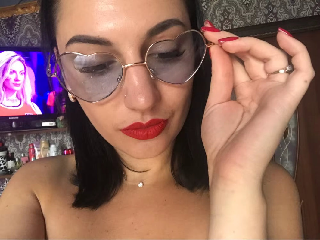 Ladies Heart Shaped Sunglasses Metal Women Brand Designer Fashion Rimless LOVE Clear Ocean Lenses Sun Glasses Oculos UV400